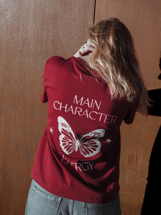 T-shirt 'Main Character Energy' - Burgundy